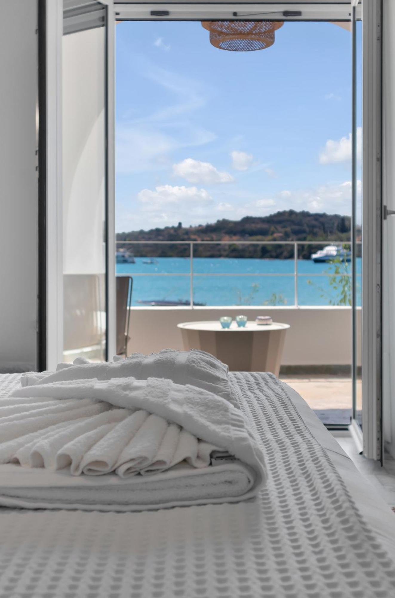 Kavouraki Apartment & Studio Porto Heli Exterior foto